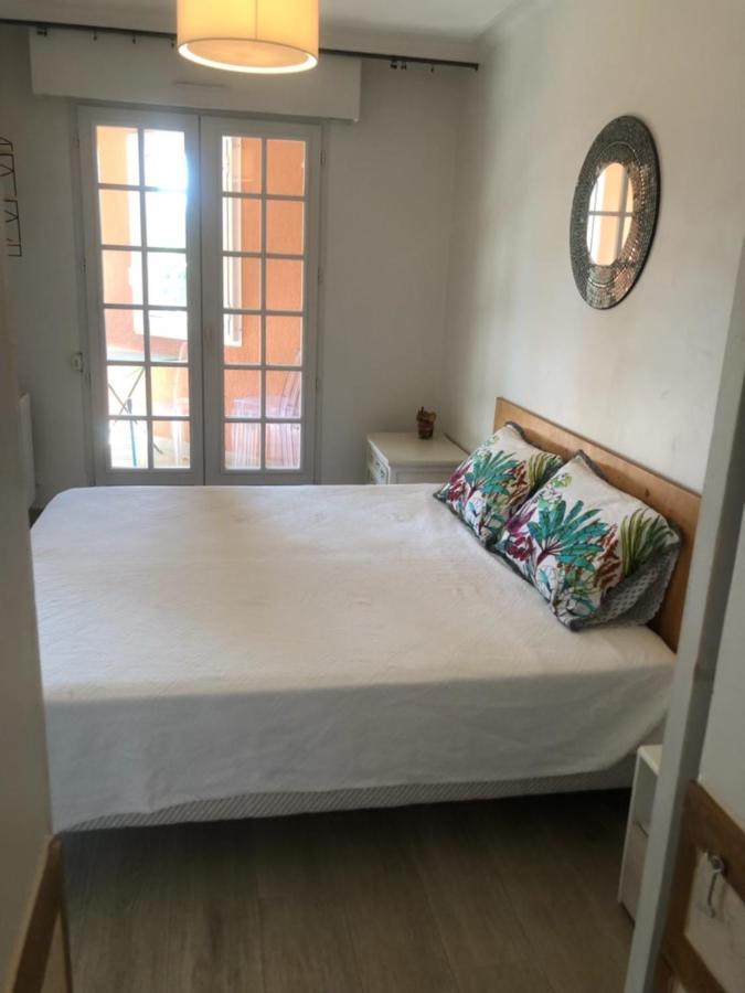 Belle Residence Au Centre De Saint Tropez Avec Piscine Et Garage المظهر الخارجي الصورة